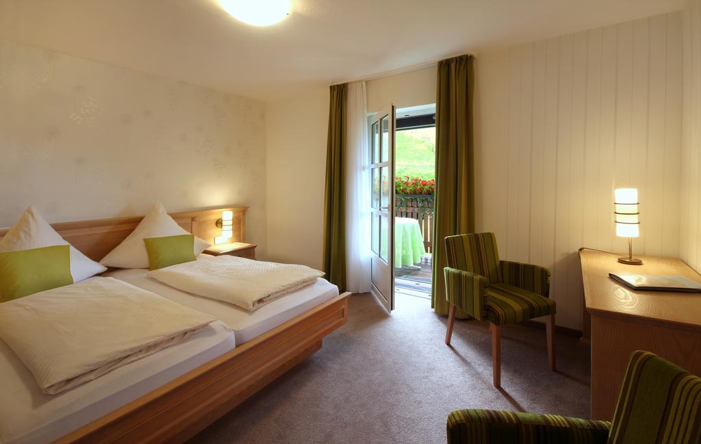 Lauras Landhauspension Medebach Room photo